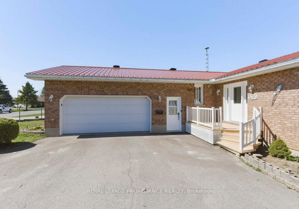 5320-maple-street-edwardsburghcardinal-ontario-x13053064