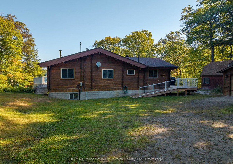 30-old-sids-road-seguin-ontario-x13053148