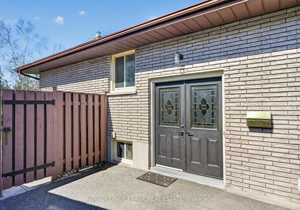 91-rideau-crescent-peterborough-ontario-x13053162