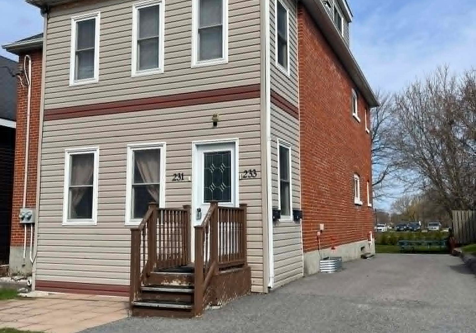 231-233-fifth-street-e-cornwall-ontario-x13053406
