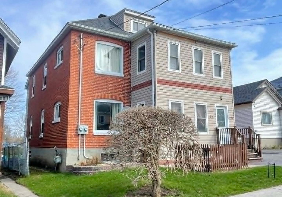 231-233-fifth-street-e-cornwall-ontario-x13053406