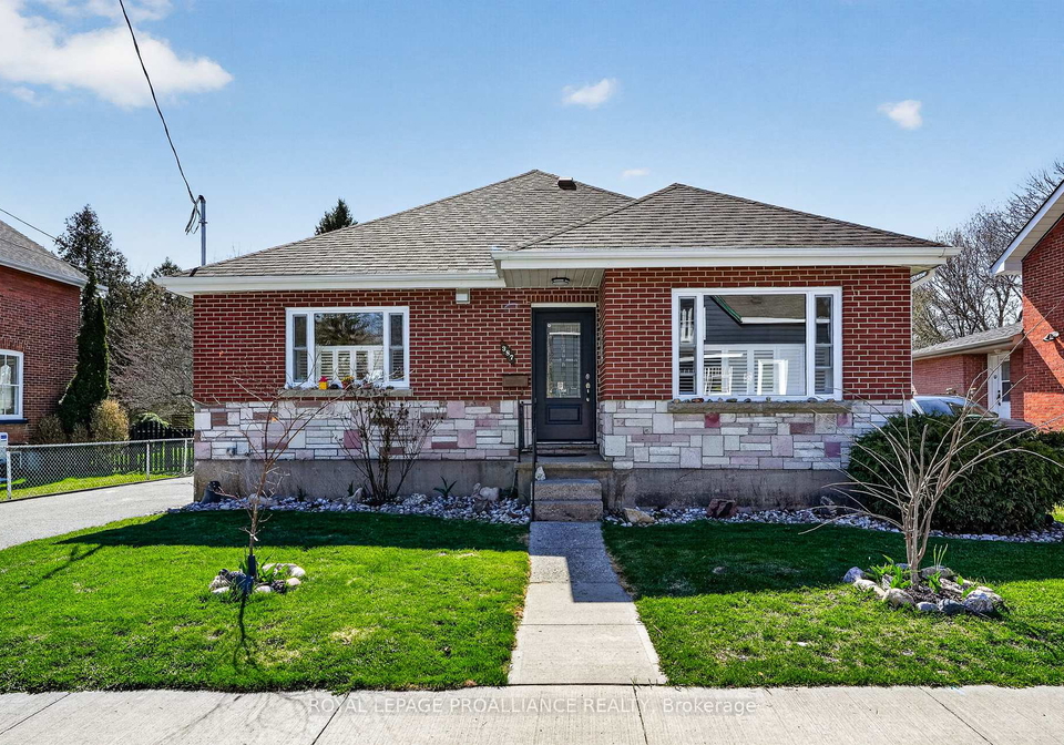 387-mathew-street-cobourg-ontario-x13053510
