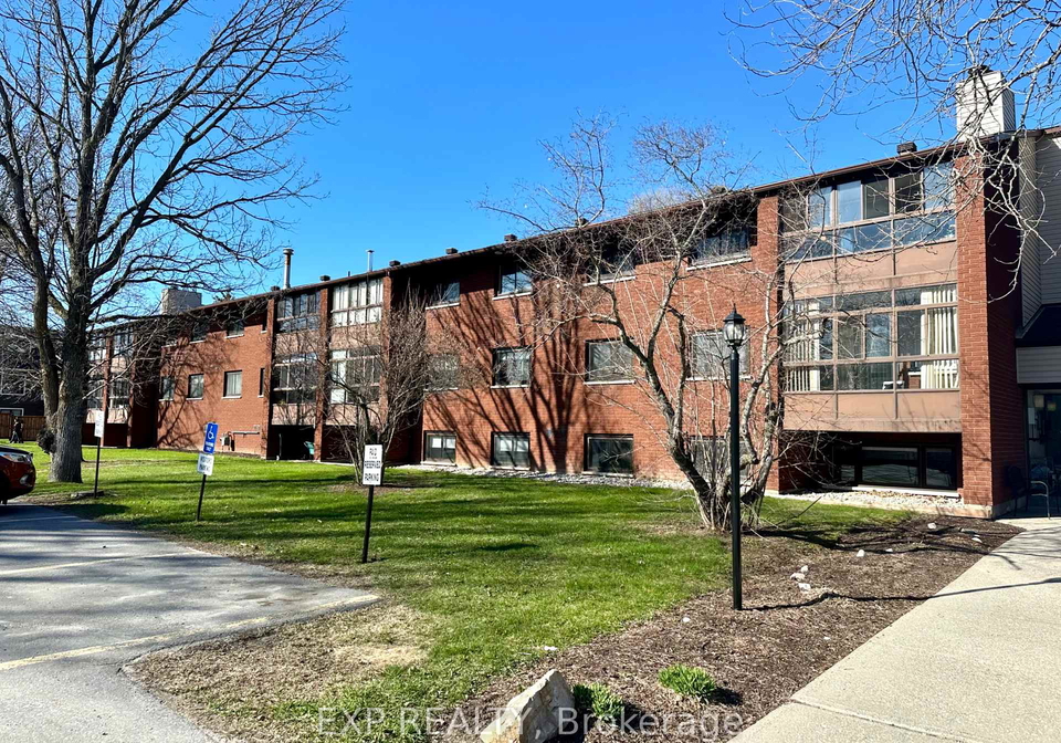 15-findlay-avenue-carleton-place-ontario-x13053574