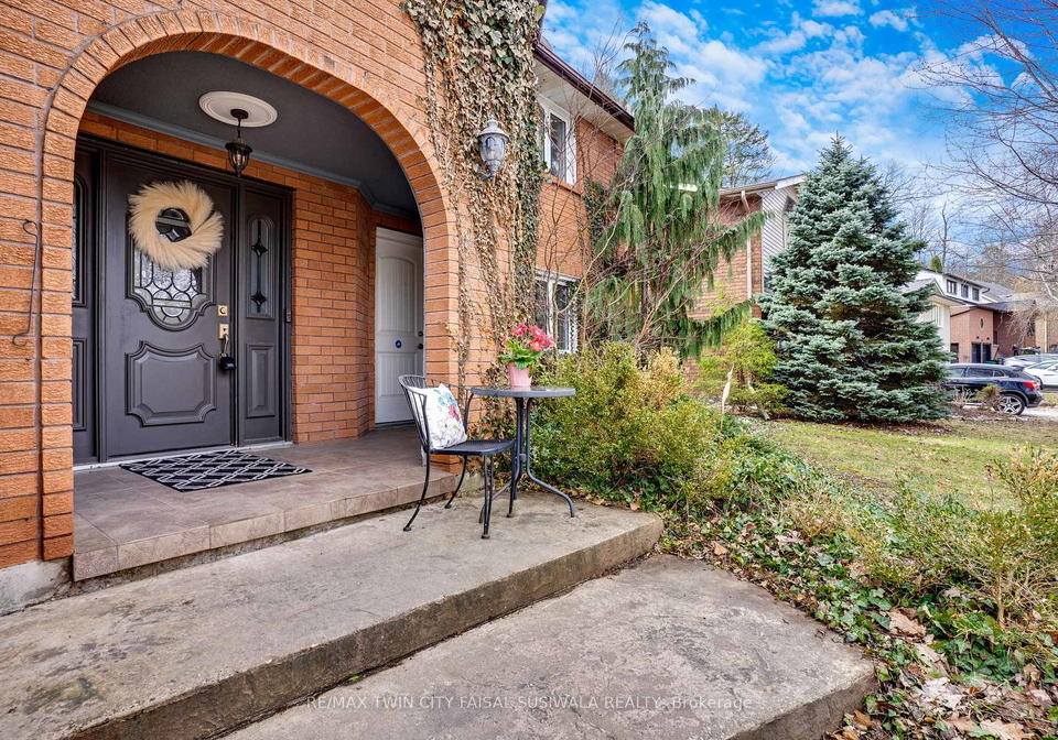 37-yellow-birch-drive-kitchener-ontario-x13053620