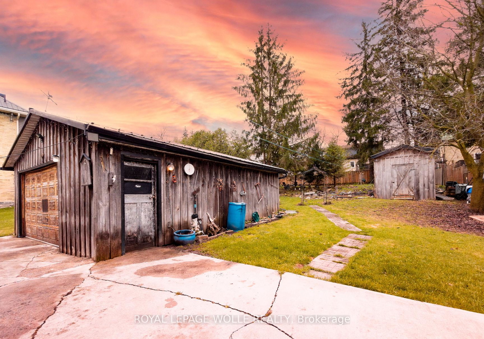 19-s-spring-street-s-mapleton-ontario-x13053694