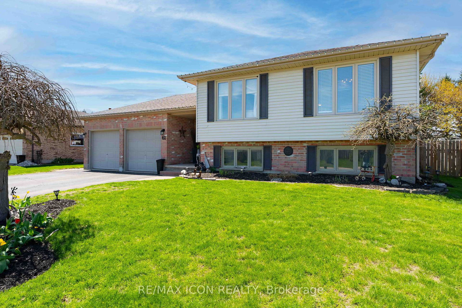 61-carleton-court-thames-centre-ontario-x13053822