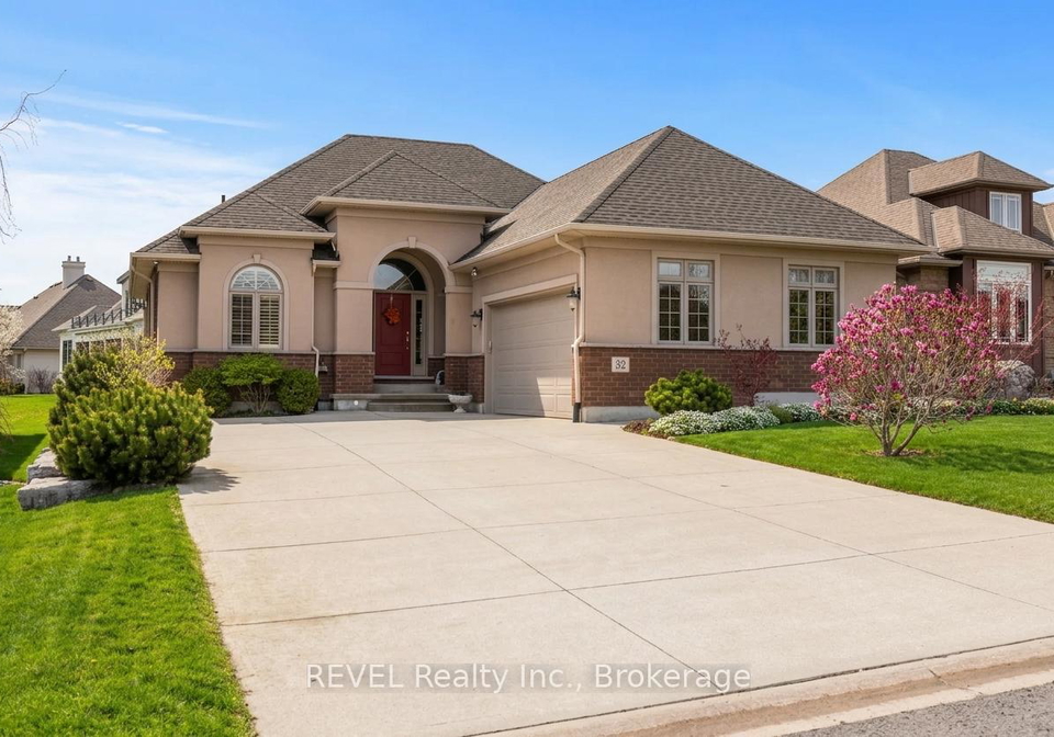 32-magnolia-lane-welland-ontario-x13053962