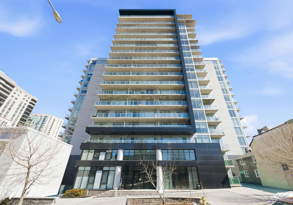 255-bay-street-ottawa-ontario-x13054242