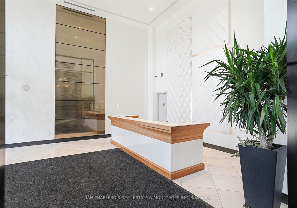 255-bay-street-ottawa-ontario-x13054242