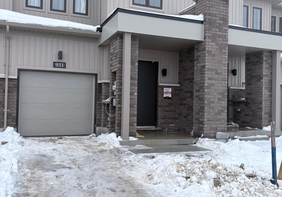 931-douro-street-stratford-ontario-x13054612