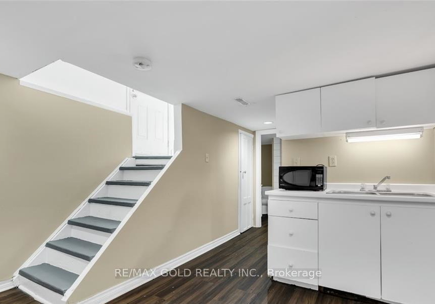 746-king-street-w-hamilton-ontario-x13054678