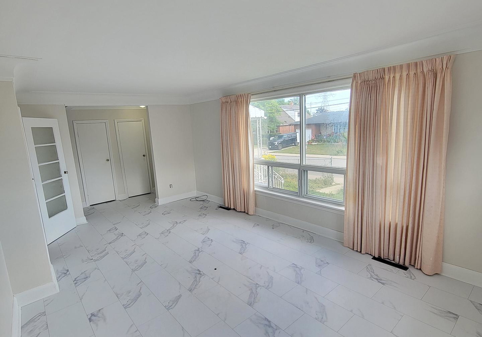 188-dumbarton-avenue-hamilton-ontario-x13054890