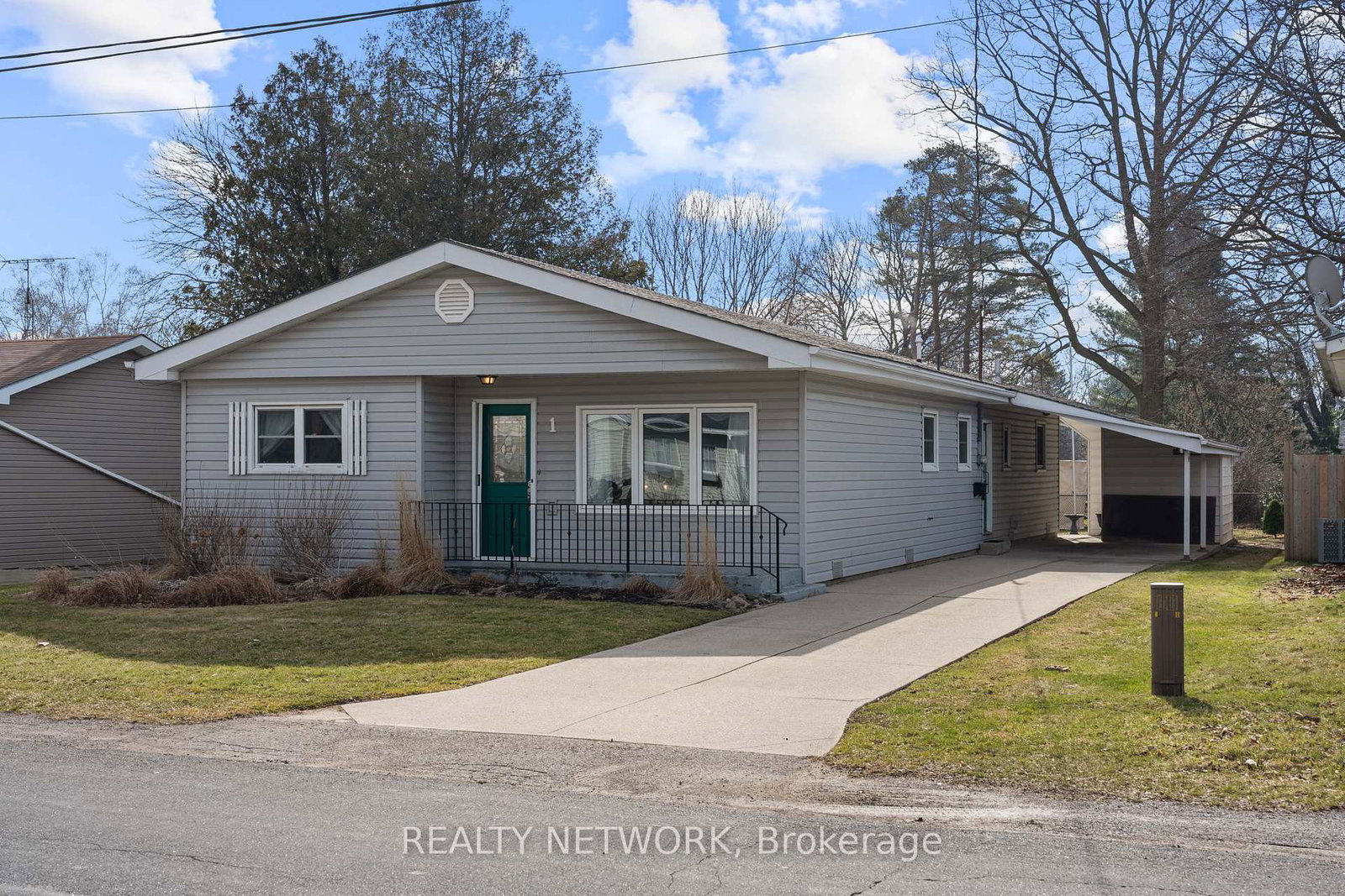 1-clifford-street-norfolk-ontario-x13054908