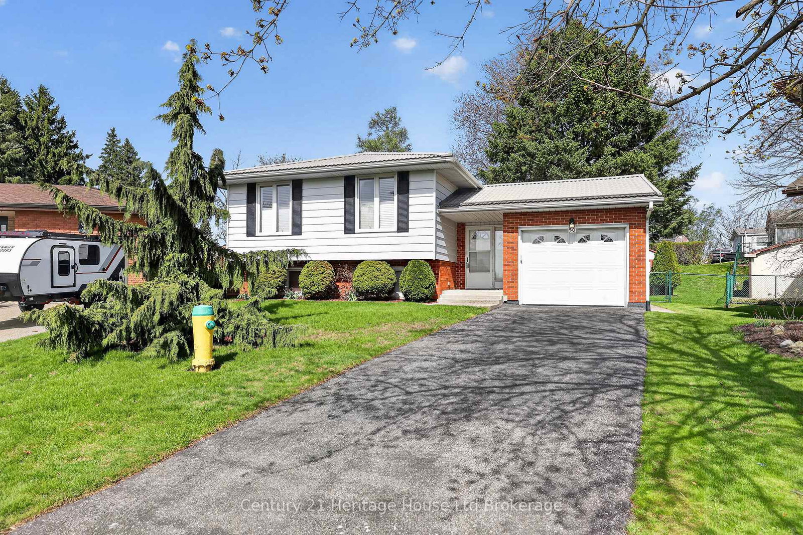 30-ashton-court-woodstock-ontario-x13055100