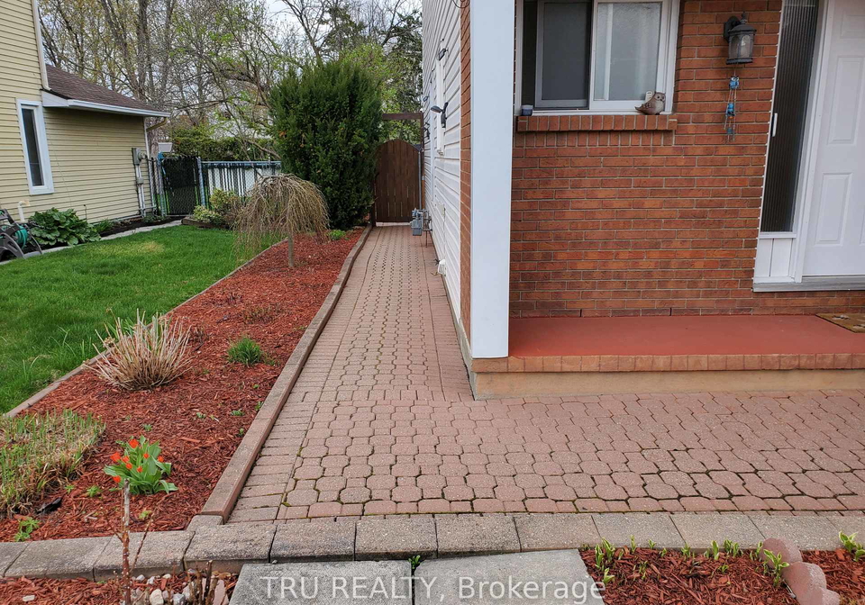 1078-st-emmanuel-terrace-ottawa-ontario-x13055176