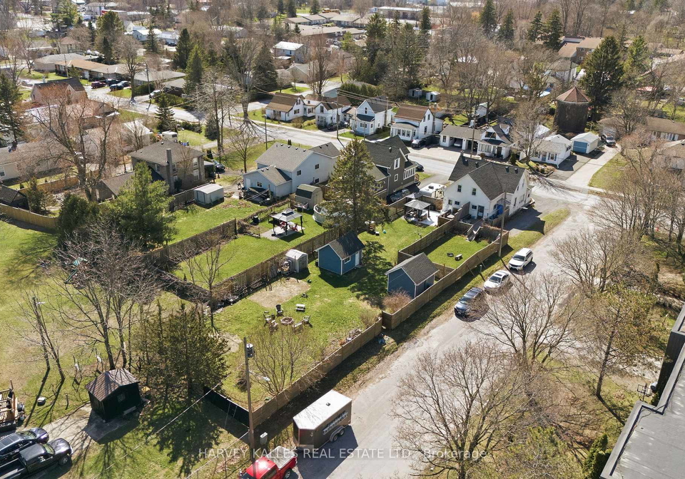 7-9-spring-street-prince-edward-county-ontario-x13055218