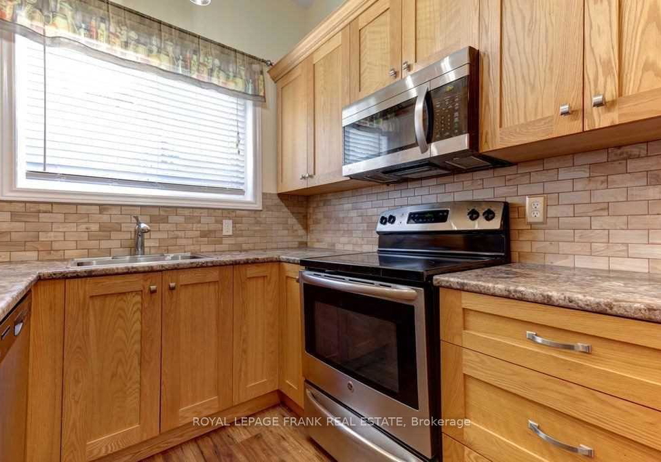 591-park-street-n-peterborough-ontario-x13055318