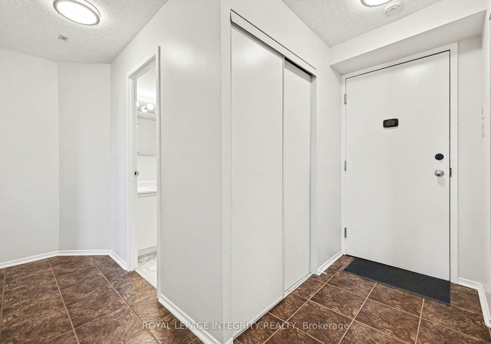 1025-grenon-avenue-ottawa-ontario-x13055388