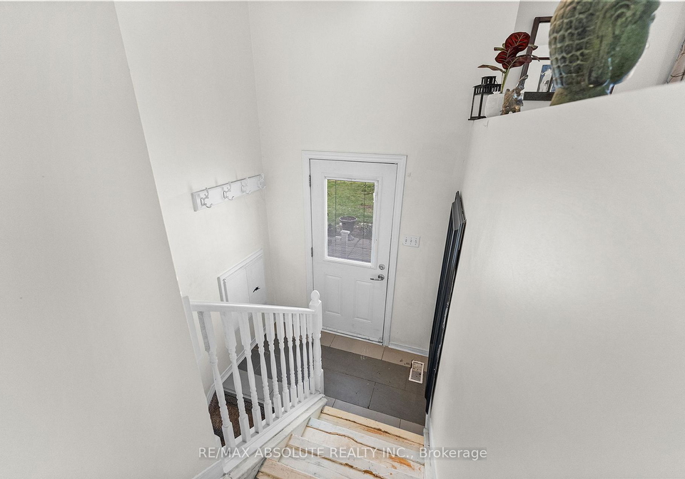 74-johnston-street-mcnabbraeside-ontario-x13055394