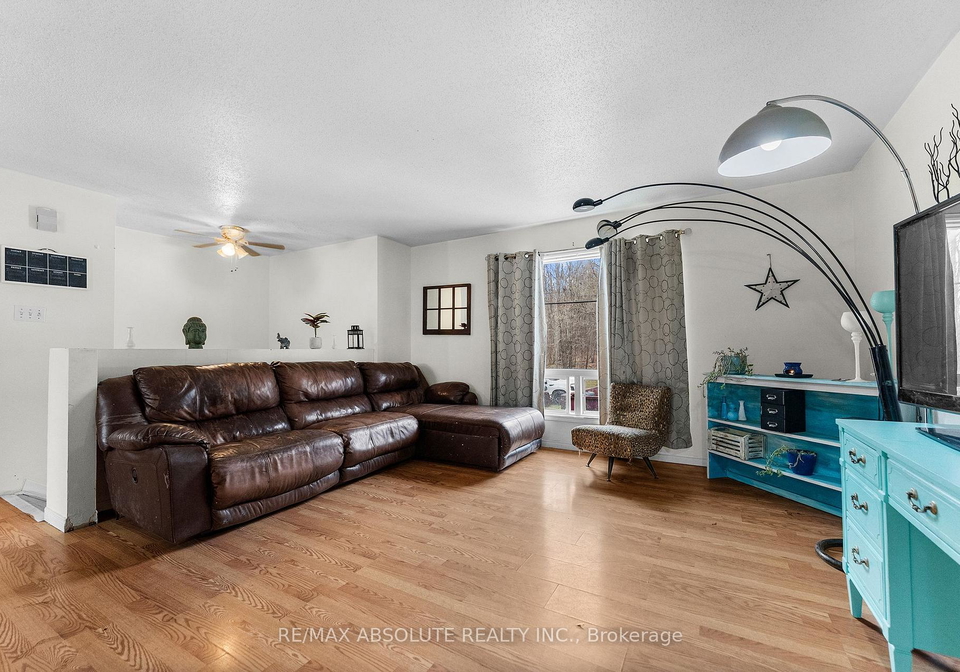 74-johnston-street-mcnabbraeside-ontario-x13055394