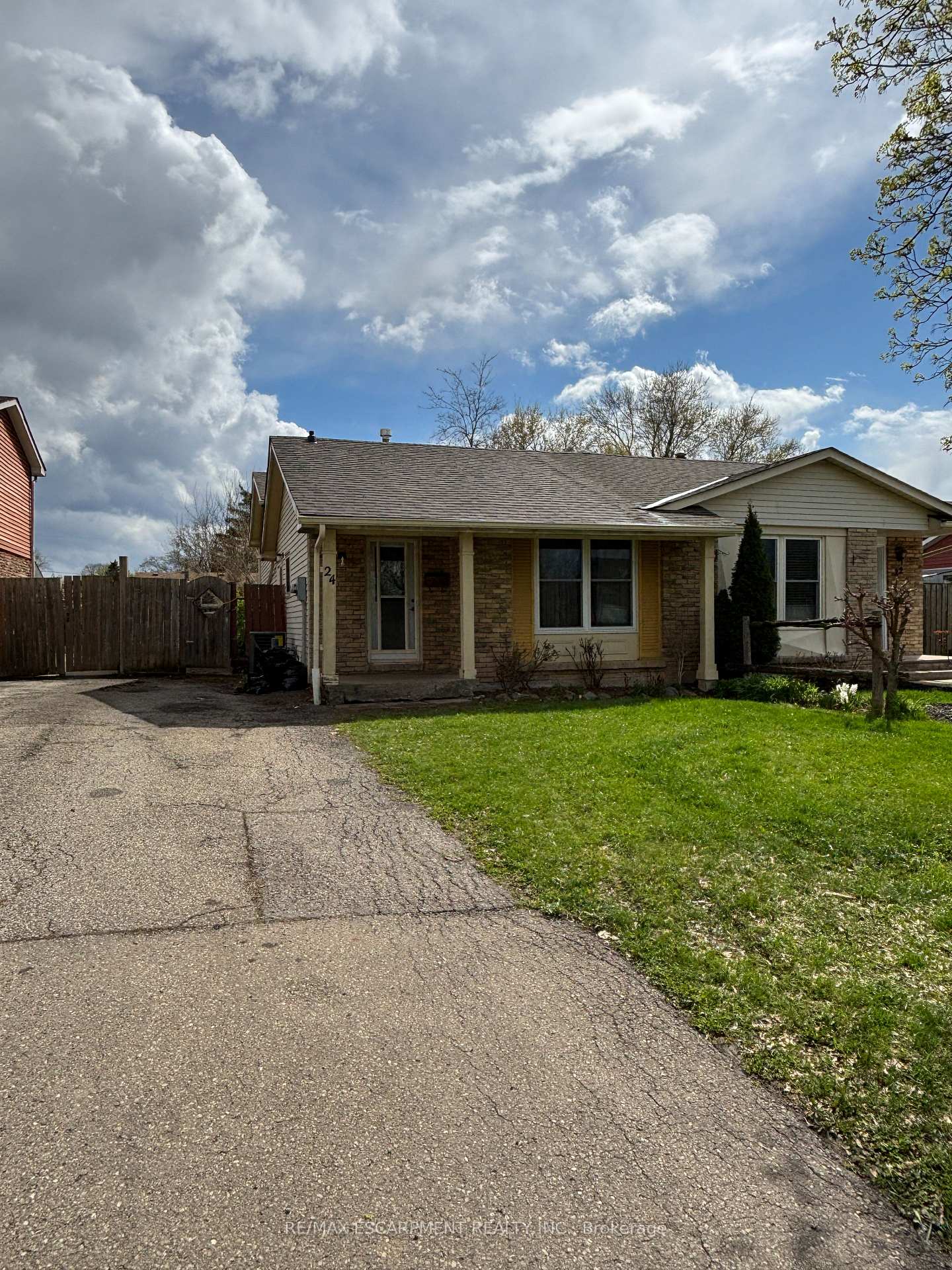 24-dianne-drive-st-catharines-ontario-x13055686