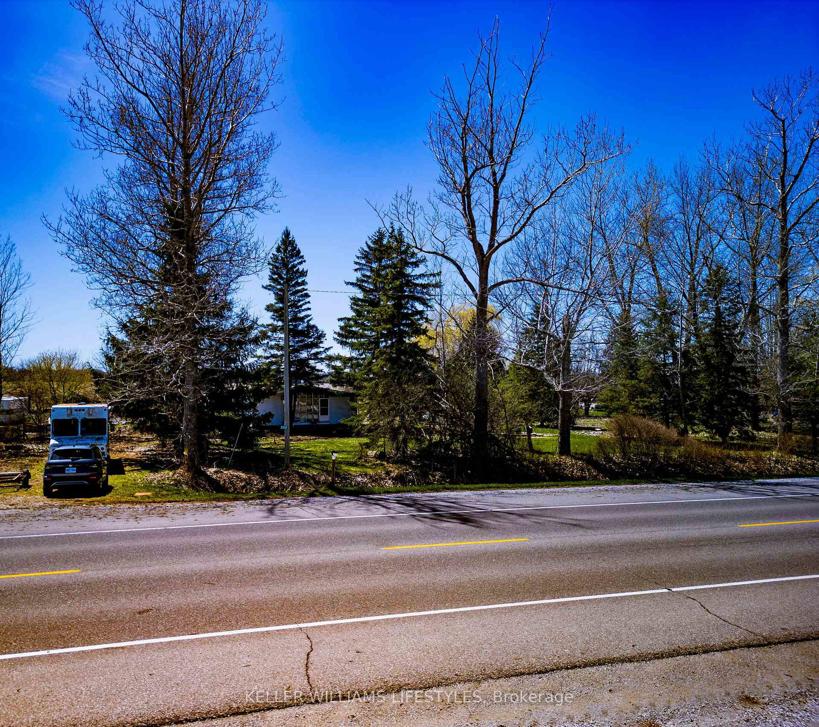 3319-london-line-plympton-wyoming-ontario-x13055848