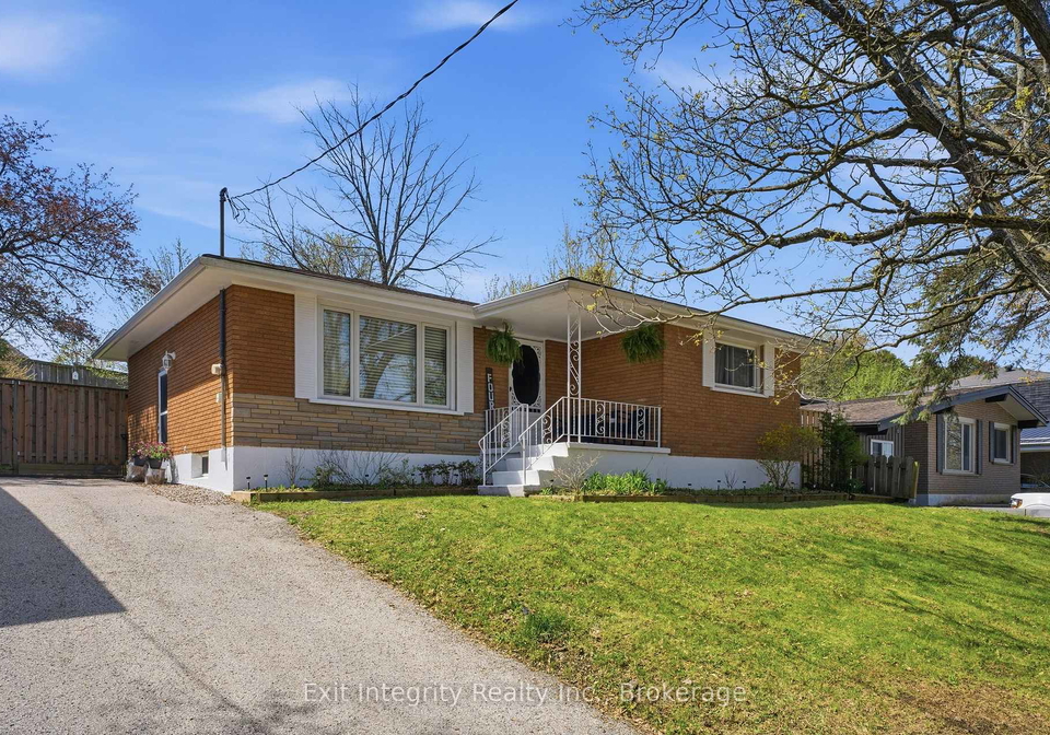 4-howard-street-norfolk-ontario-x13055860