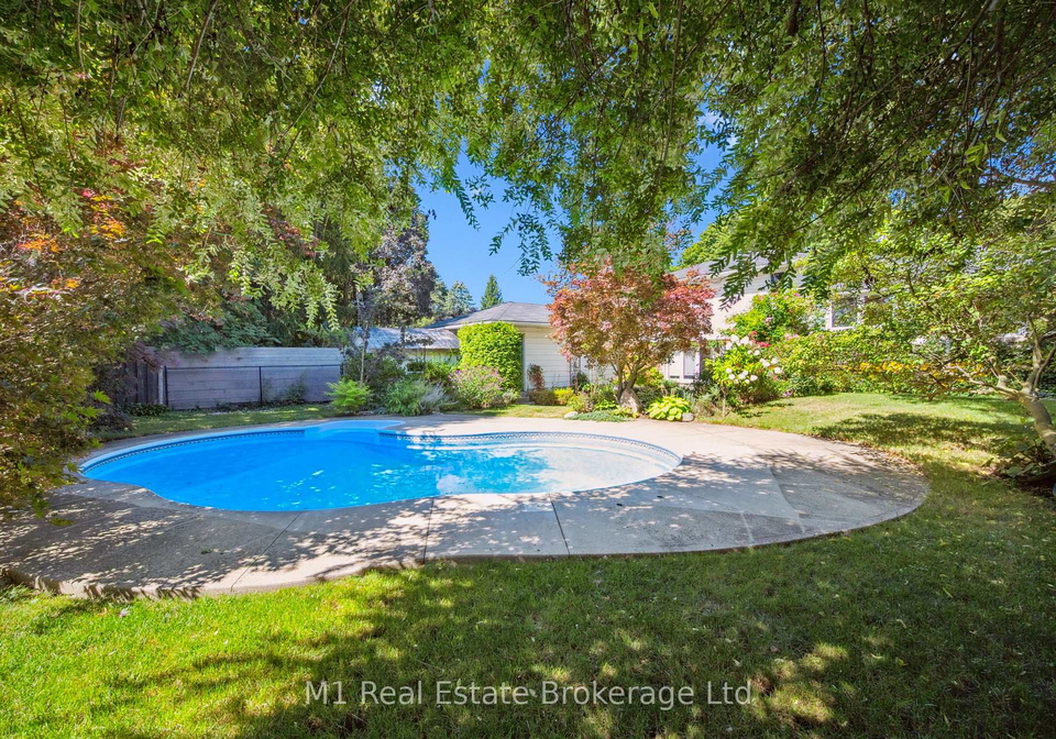 21-gladstone-avenue-guelph-ontario-x13056092