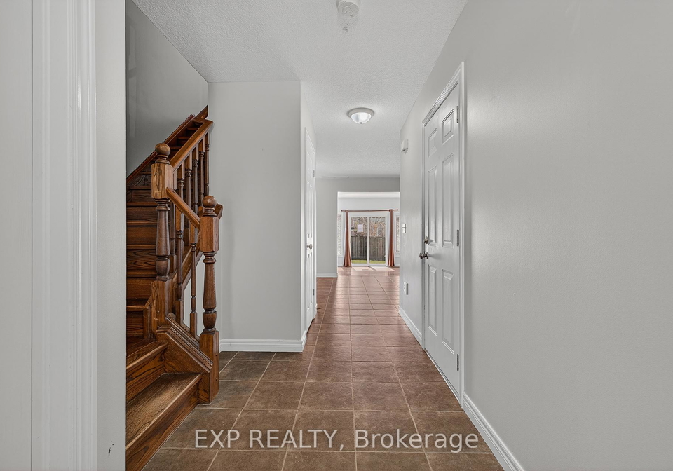 19-sinclair-street-guelph-ontario-x13056120