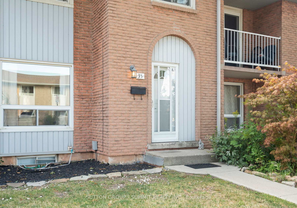 151-gateshead-crescent-hamilton-ontario-x13056170
