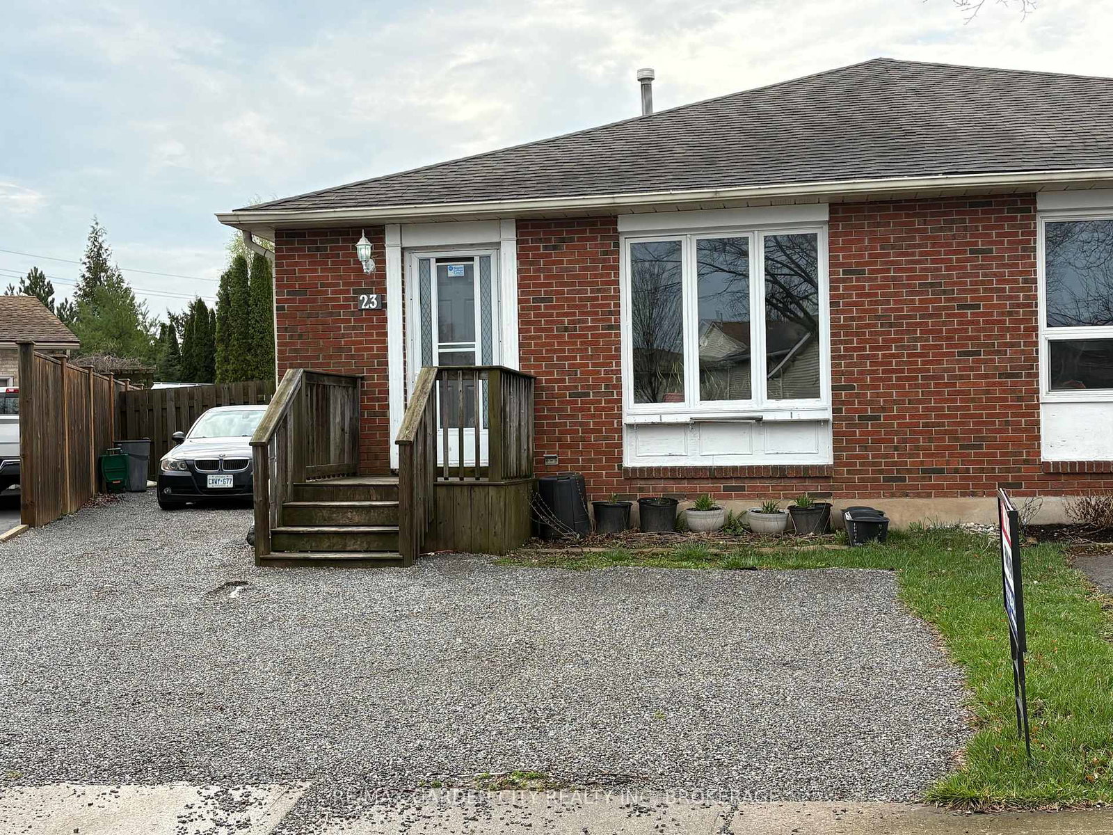 23-poplar-crescent-welland-ontario-x13056368
