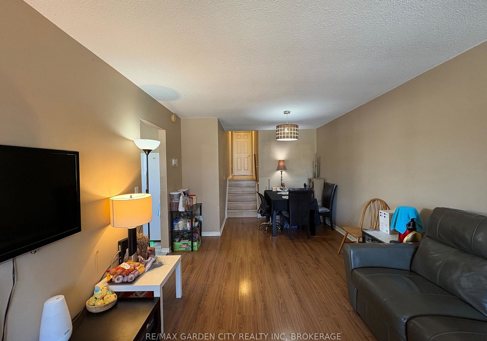 23-poplar-crescent-welland-ontario-x13056368