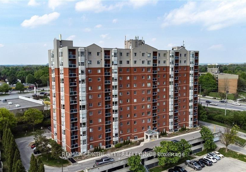 30-chapman-court-london-north-ontario-x13056460