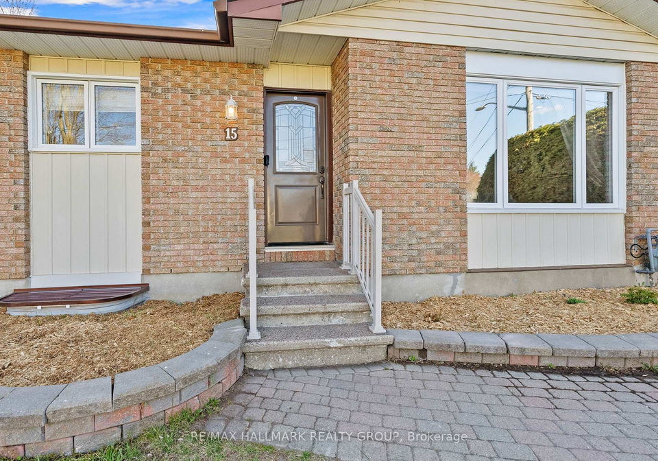 15-elm-avenue-russell-ontario-x13056484