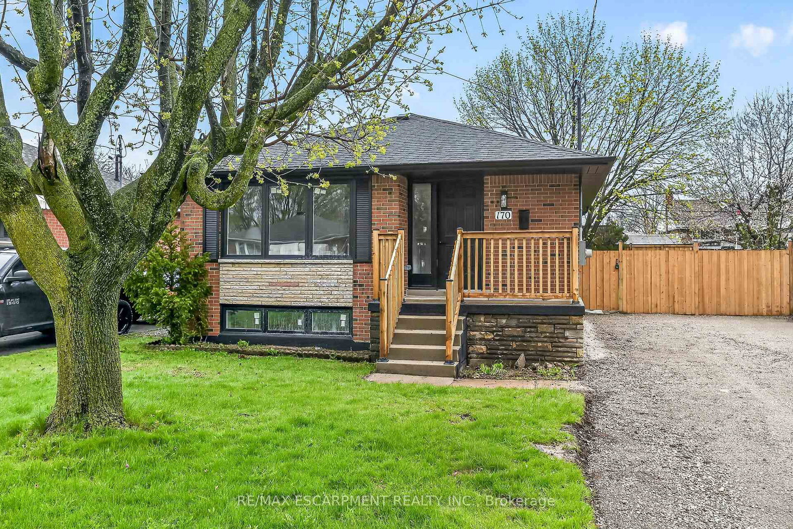 170-fernwood-crescent-hamilton-ontario-x13056534