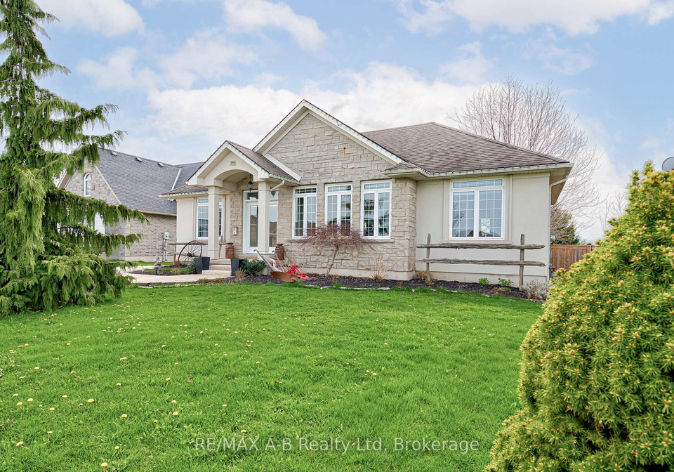 296-glass-street-st-marys-ontario-x13056550