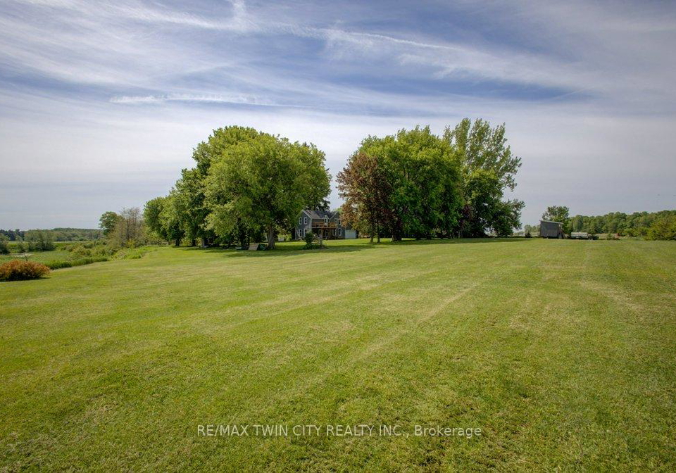 86561-london-road-north-huron-ontario-x13056566