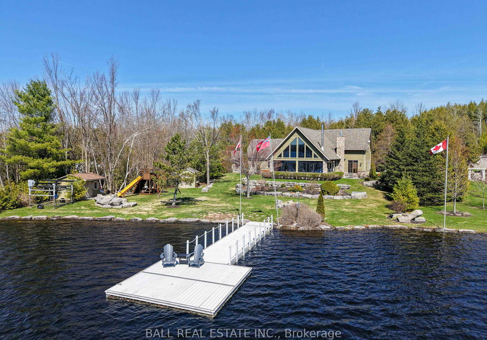 3135-fire-route-19-selwyn-ontario-x13056568