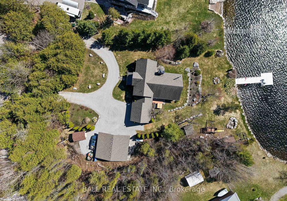3135-fire-route-19-selwyn-ontario-x13056568