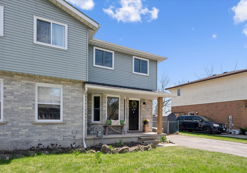 33-wilson-crescent-centre-wellington-ontario-x13056596
