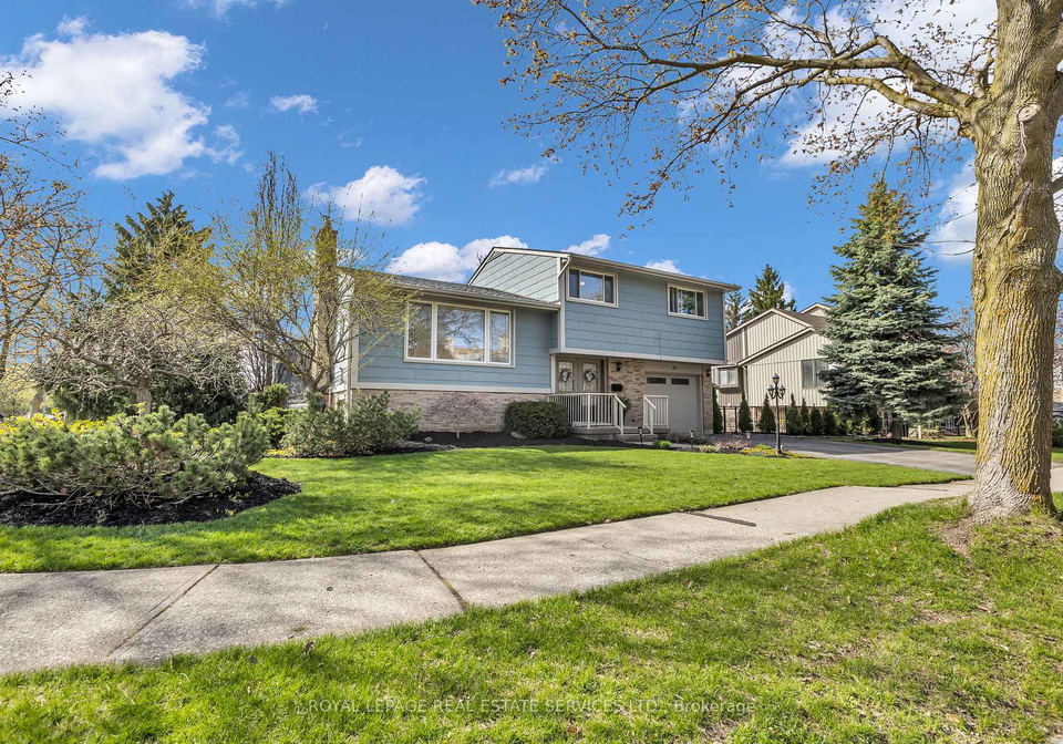 24-shuh-avenue-kitchener-ontario-x13056880