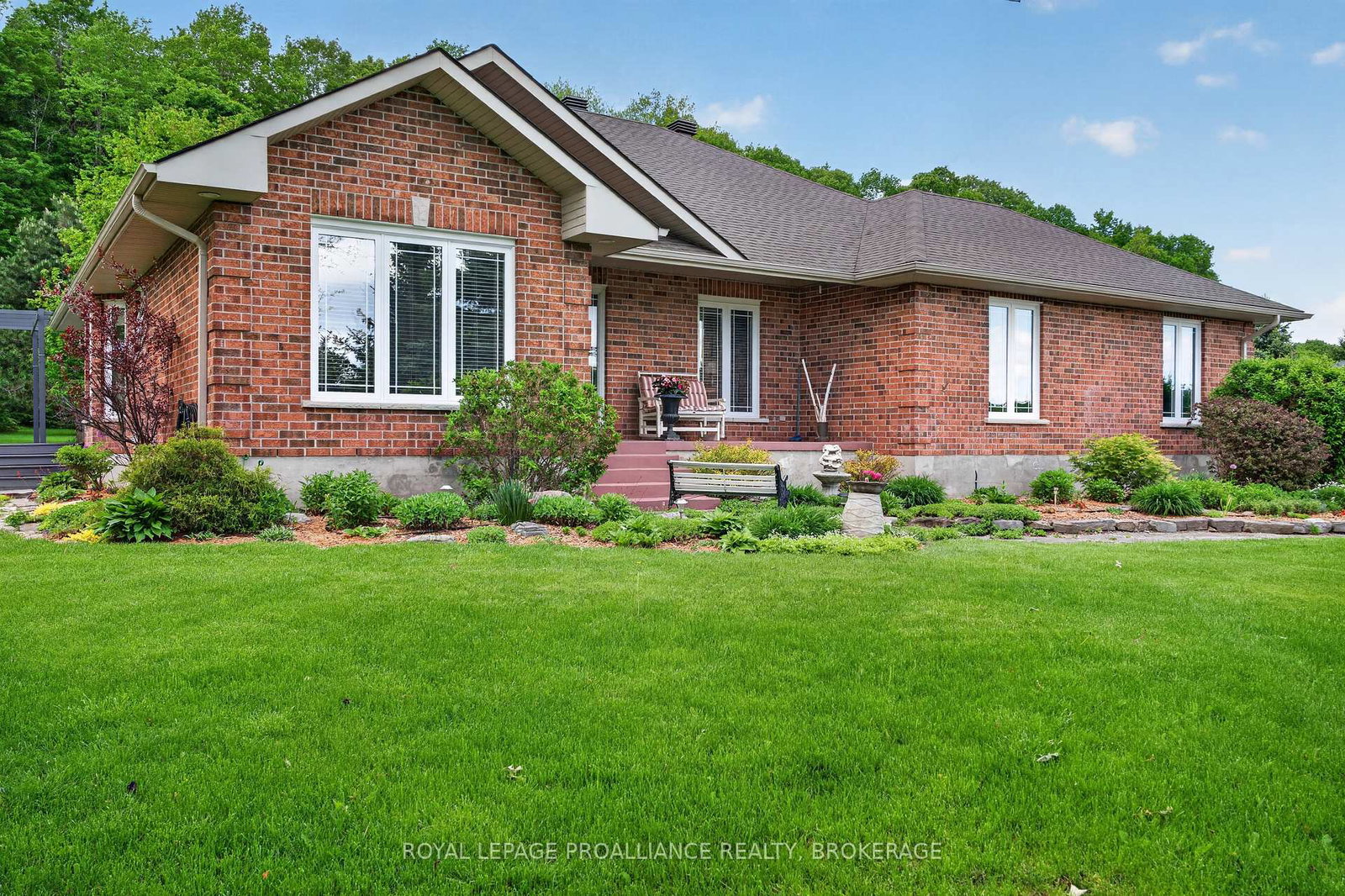 3920-middle-woodland-drive-frontenac-ontario-x13056942