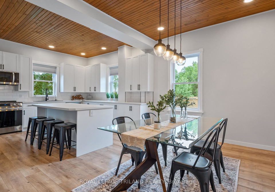 191-catherine-street-north-middlesex-ontario-x13057248