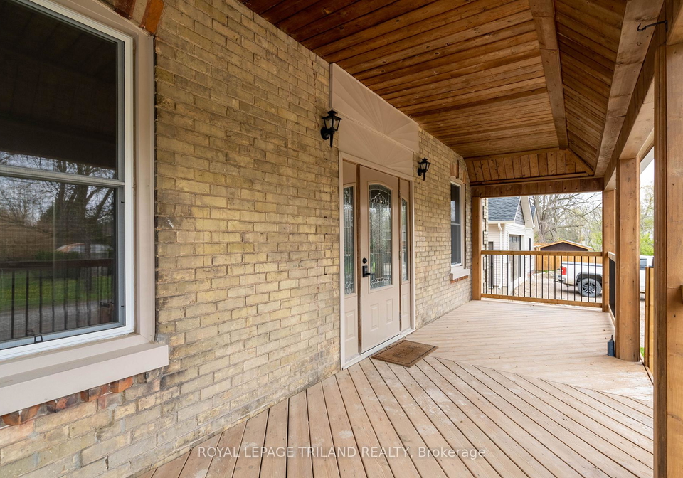 191-catherine-street-north-middlesex-ontario-x13057248