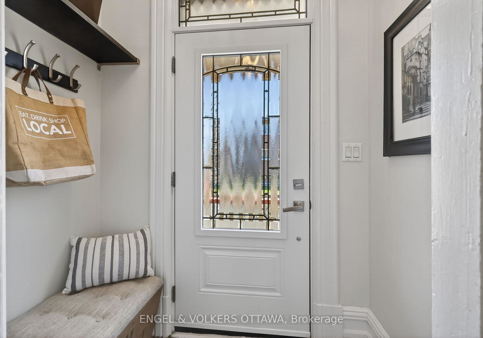 33-fourth-avenue-ottawa-ontario-x13057296