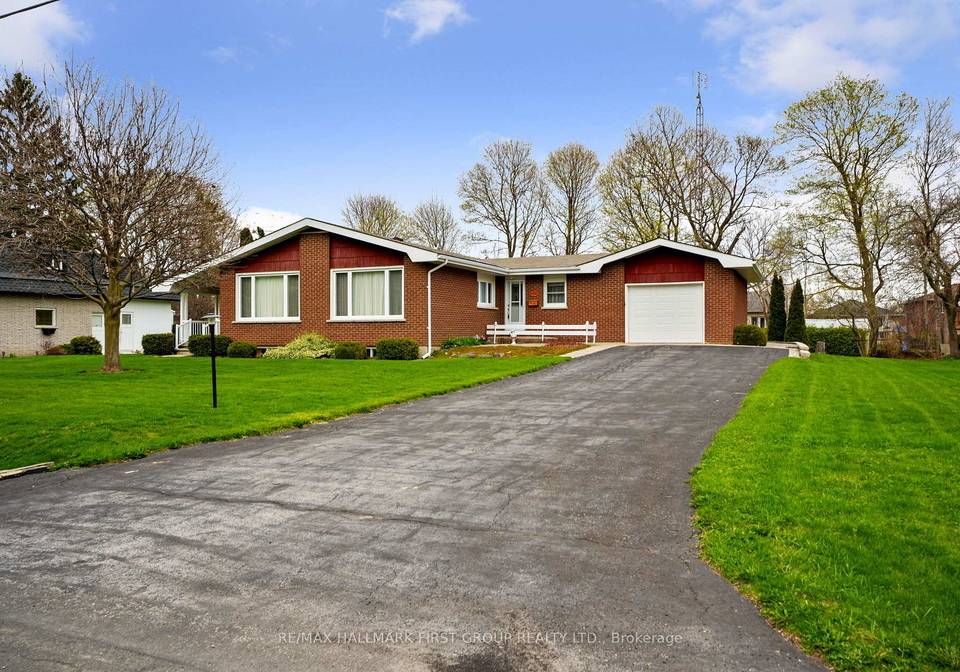 12-maplewood-boulevard-cobourg-ontario-x13057348