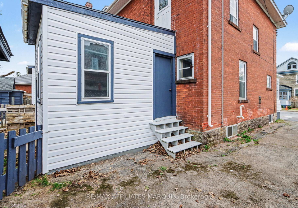 49-51-mcgill-street-n-smiths-falls-ontario-x13057456