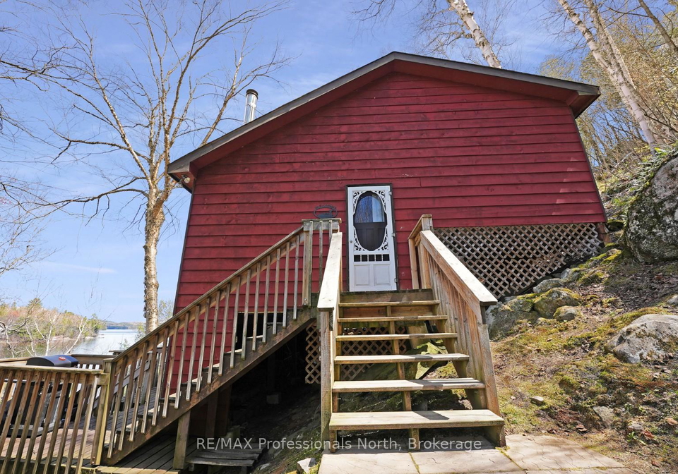 1017-dunn-road-dysart-et-al-ontario-x13057490