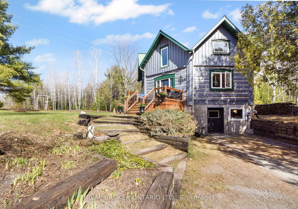 2538-darling-road-lanark-highlands-ontario-x13057510