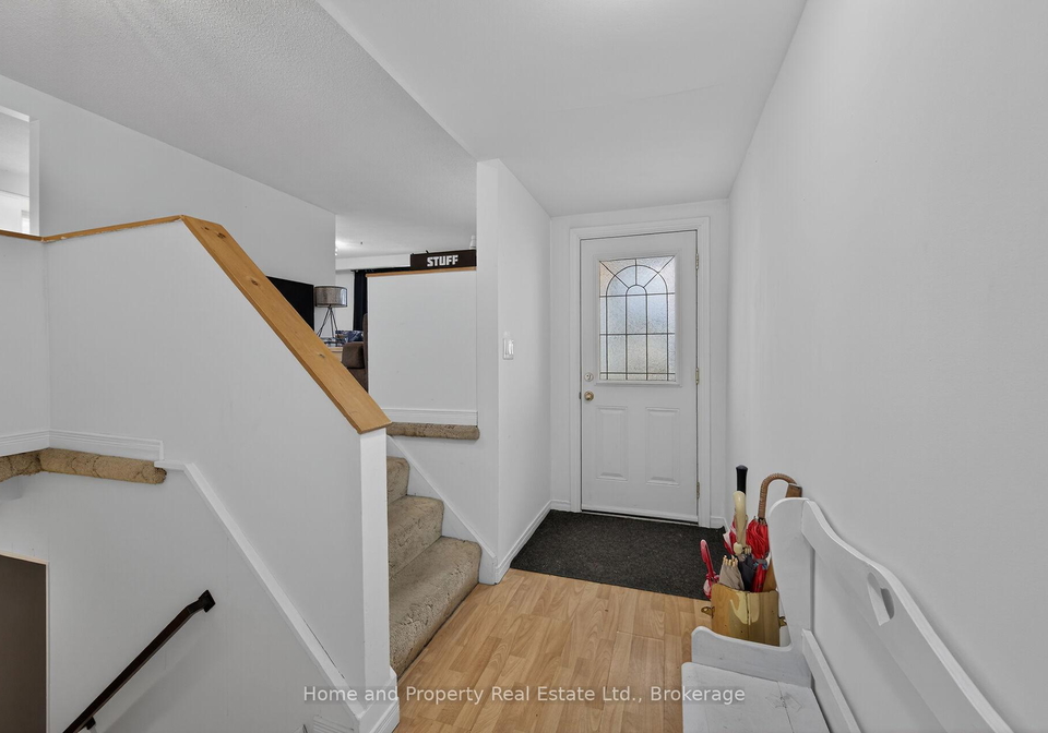 16-maccoll-place-haldimand-ontario-x13057714